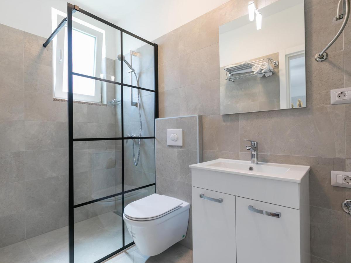 Nadija Apartmani Poreč Exterior foto